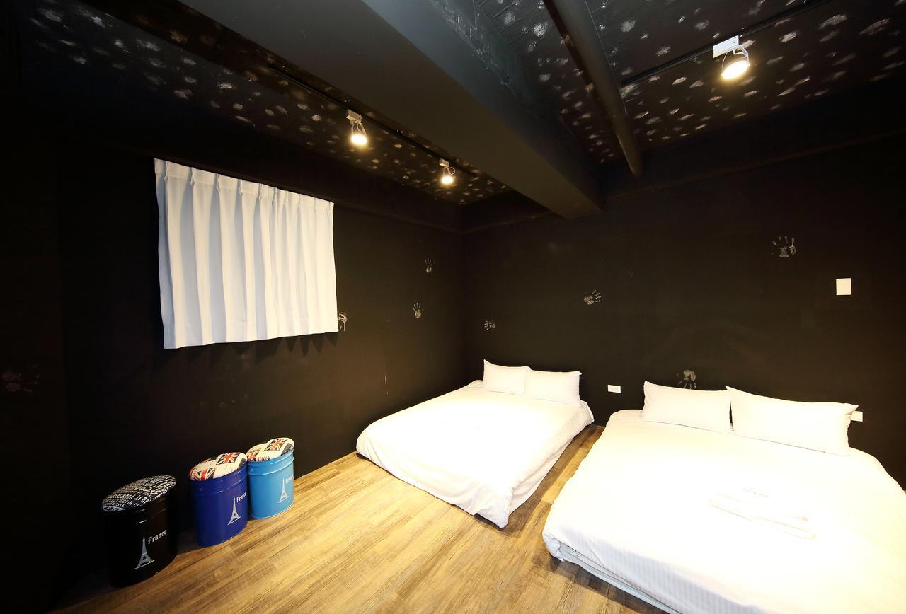 Pier 2 Apartment Kaohsiung Exterior photo