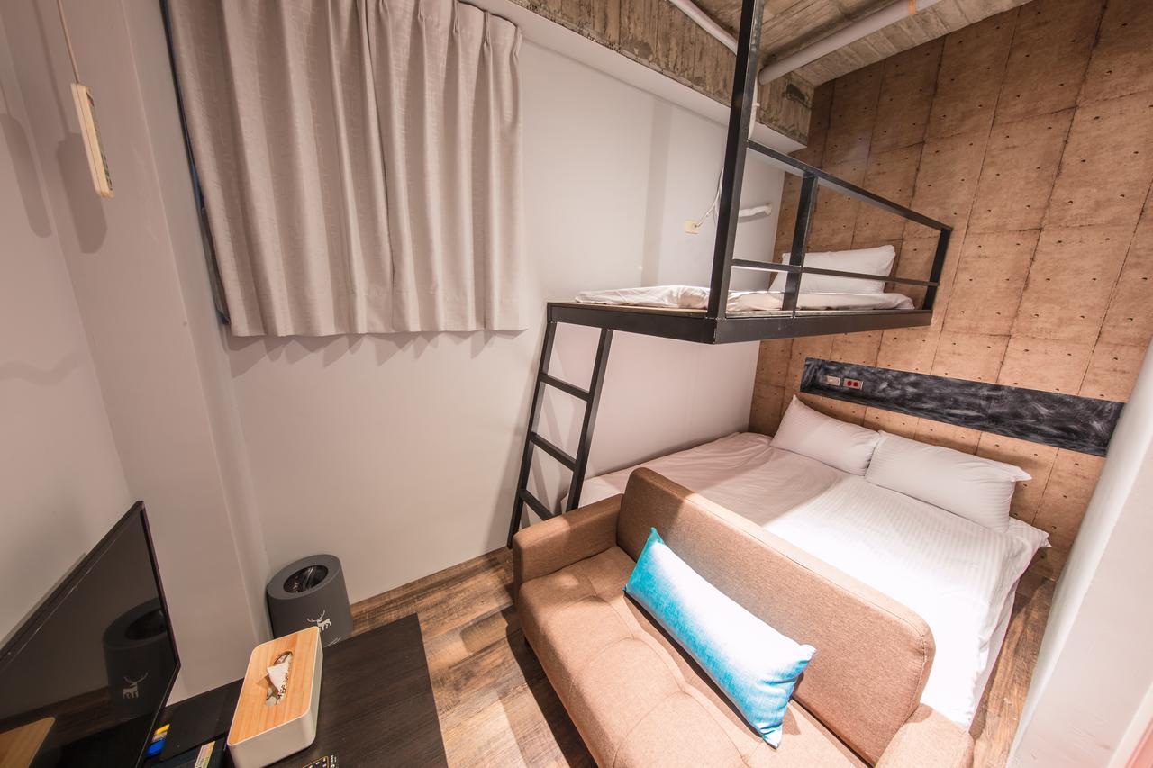 Pier 2 Apartment Kaohsiung Exterior photo